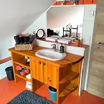 Διαμέρισμα Am Waldesrand - Garten, Terrasse, Grill, Luftkuehler, Massagesessel, Kinderspielecke, Spielekonsole Κότμπους