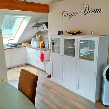 Apartment Am Waldesrand: Garden Retreat With Family-friendly Amenities