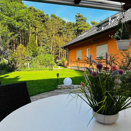 Am Waldesrand - Garten, Terrasse, Grill, Luftkuehler, Massagesessel, Kinderspielecke, Spielekonsole * Κότμπους