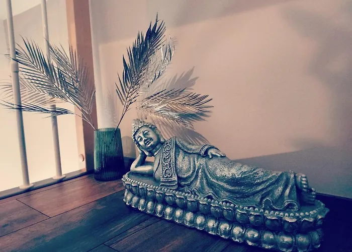 Am Waldesrand - Garten, Terrasse, Grill, Luftkuehler, Massagesessel, Kinderspielecke, Spielekonsole Chociebuż