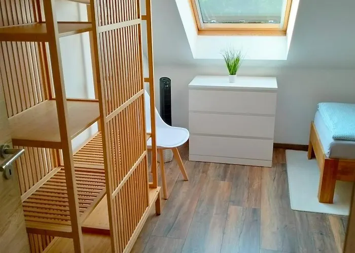 شقة Am Waldesrand - Garten, Terrasse, Grill, Luftkuehler, Massagesessel, Kinderspielecke, Spielekonsole كوتبوس