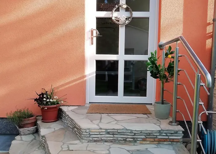 Am Waldesrand - Garten, Terrasse, Grill, Luftkuehler, Massagesessel, Kinderspielecke, Spielekonsole كوتبوس